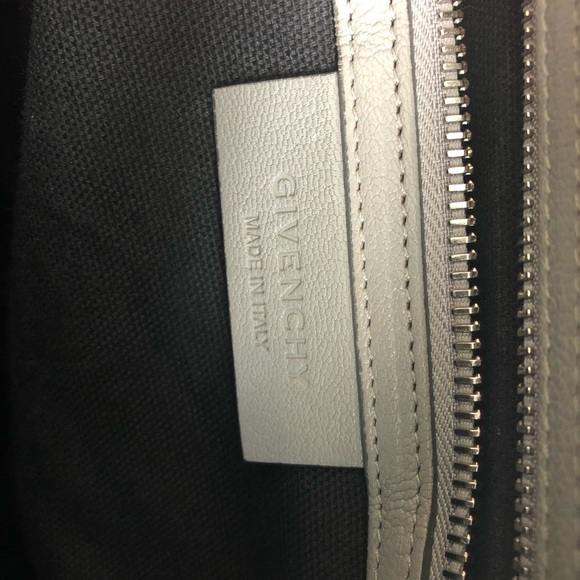 Givenchy Grey Medium Antigona Bag - Picture 9 of 15